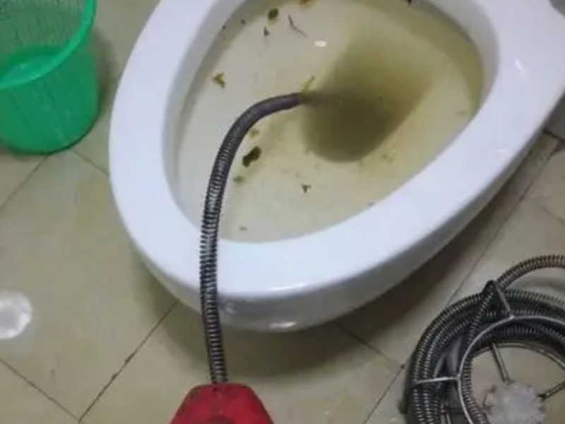 济南舜耕路疏通下水道抽粪 济南维修水电 钻孔