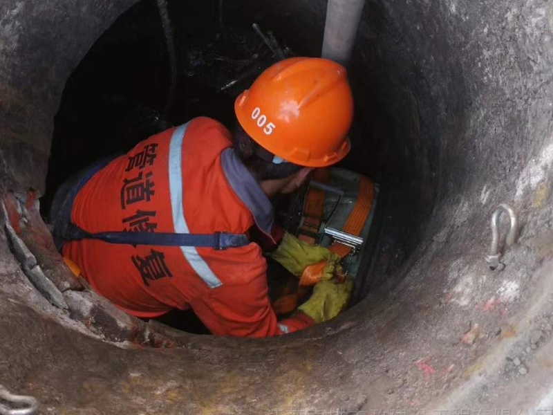 济南打孔钻孔分析:排污管道清淤施工预备